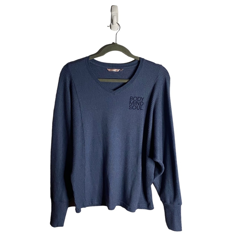 La Vie En Rose Women’s Blue Soft and Cozy Lounge Top